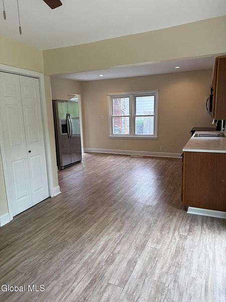 4th image of 47 Lishakill Road