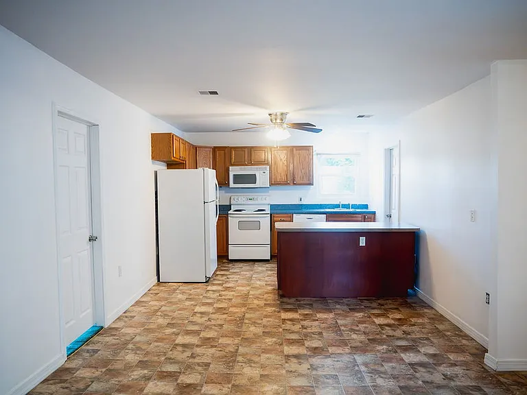 301 S. Main Street — Photo 11