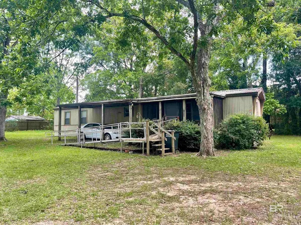 24545 Peavy Ln, Robertsdale, AL 36567