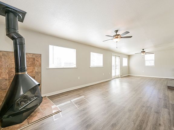 4th image of 15876 E Cornell Pl