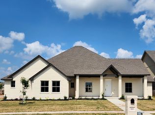 101 Tralee Ct, Yukon, OK 73099
