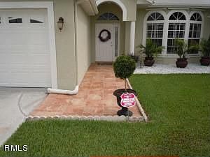 1st image of 5835 NW Begonia Ave