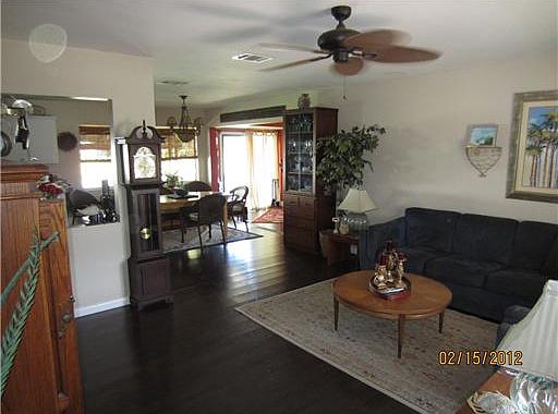 3rd image of 2149 SE Sunflower St