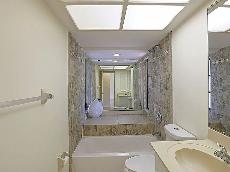 1398 Evalena Ln — Photo 13