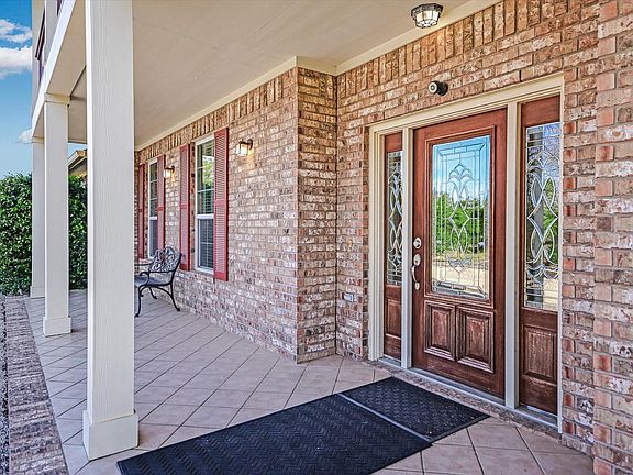 3rd image of 130 Cave Springs Rd