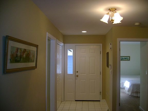 4th image of 18 Saratoga Cir