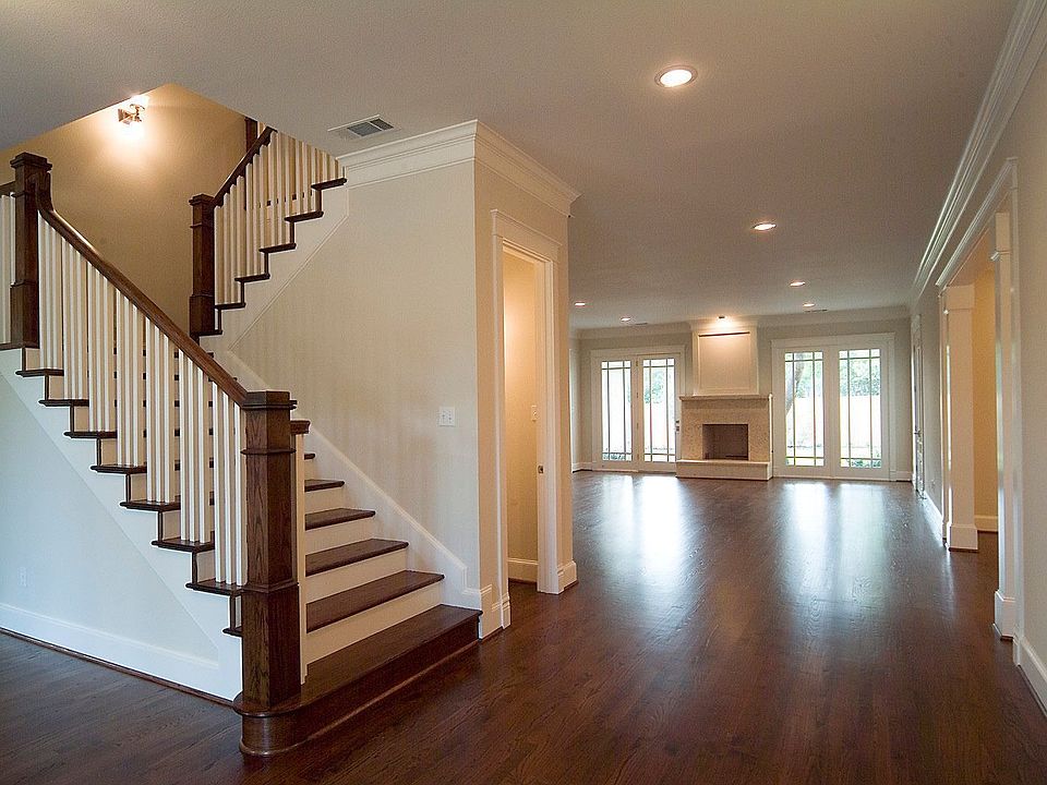 Frank Lloyd Wright inspired home offers the highest quality of construction