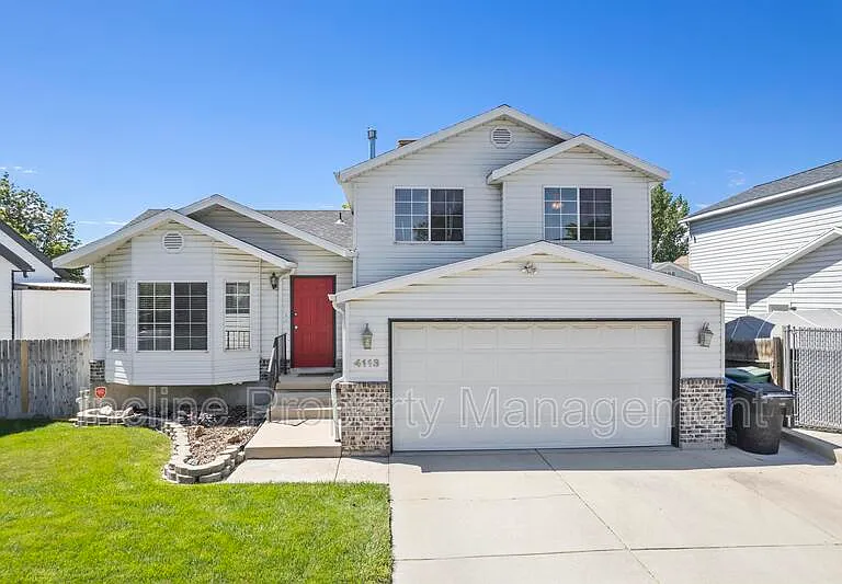 4113 W Cheltonham Way — Photo 1