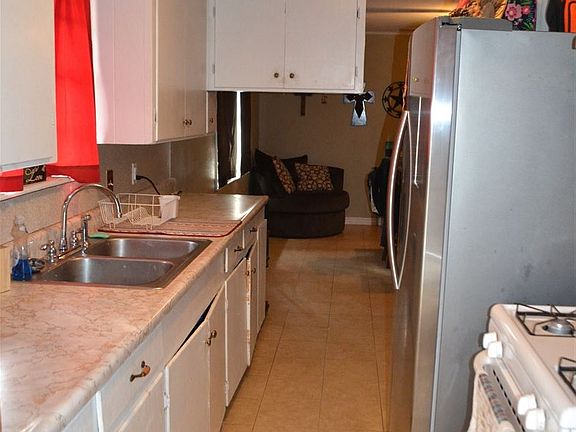 4th image of 311 Haynes Ave