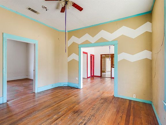 4th image of 1808 Burnett Ave
