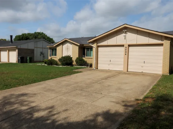 5404 Windy Meadow Dr, Arlington, TX 76017