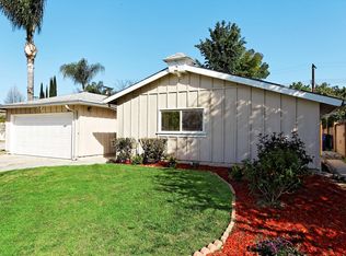 23519 Sylvan St, Woodland Hills, CA 91367
