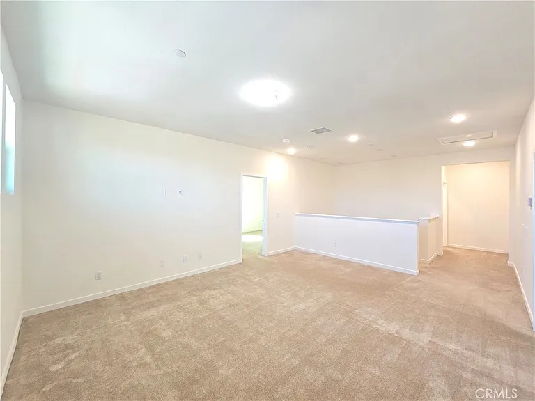 2679 E Penelope Ln — Photo 18