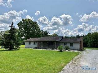 21324 Powers Rd, Defiance, OH 43512