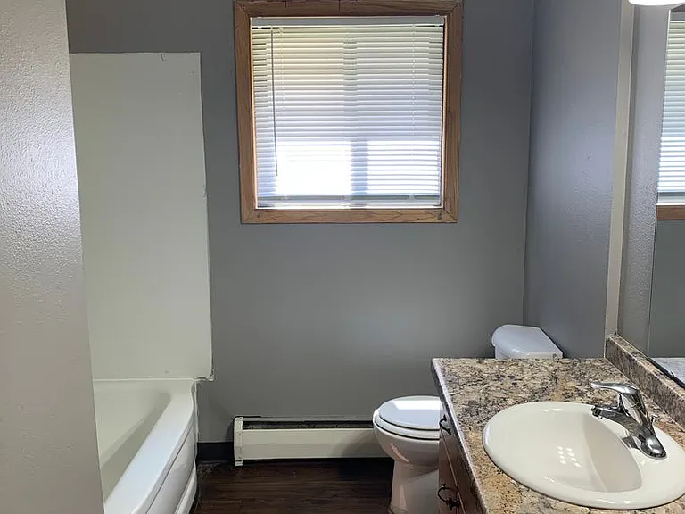 College Park Apartments — Photo 87