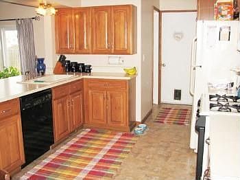 4th image of 43715 Fredericksburg St