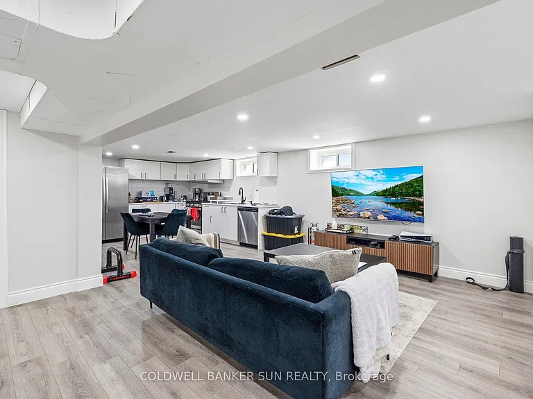 20 Maple Ln #BASEMENT — Photo 6