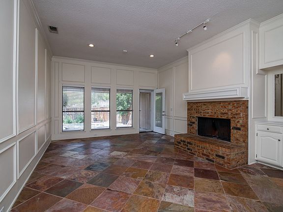 4th image of 618 Stone Canyon Dr