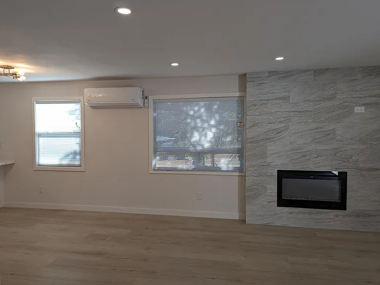 1036 NE 117th St — Photo 9