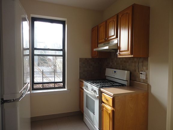2nd image of 3832 29th St APT 16