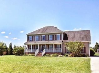 103 Chickadee St, Moyock, NC 27958