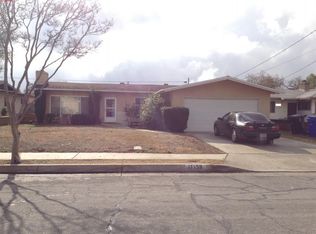 17159 Pine Ave, Fontana, CA 92335