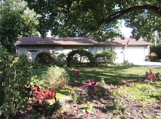 142 S Country Club Ct, Crawfordsville, IN 47933