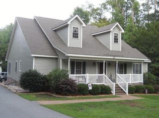 104 Lake Pointe Dr, Roanoke Rapids, NC 27870