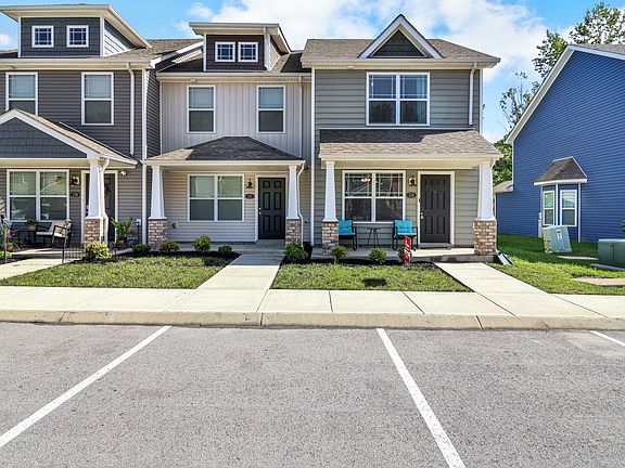 4th image of 133 Davis Ridge Ln