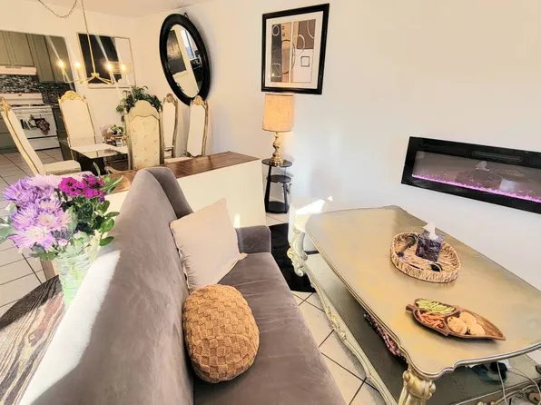 (undisclosed Address), Albuquerque, NM 87106