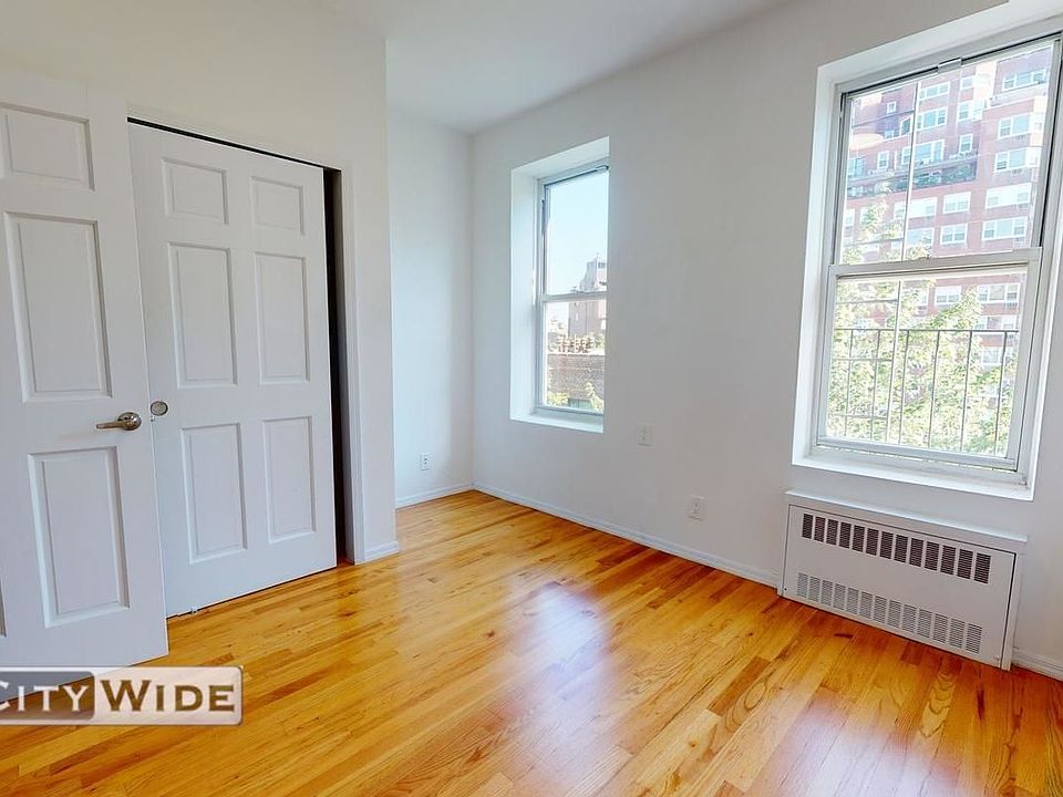 2nd image of 28 King St APT 23