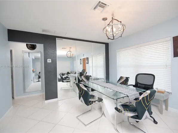 1301 NW 45th St, Fort Lauderdale, FL 33309