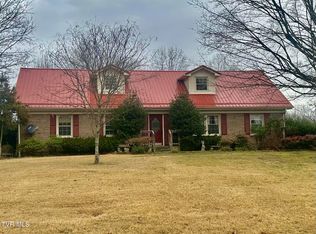 1945 Noble St, Kingsport, TN 37665