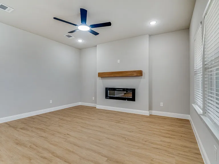 2707 Brazos River Dr — Photo 12