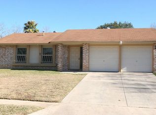 8702 Tamarind St, San Antonio, TX 78240