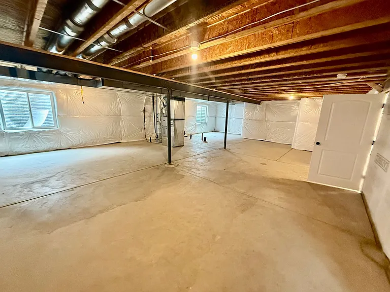 7545 Back Stretch Dr — Photo 37
