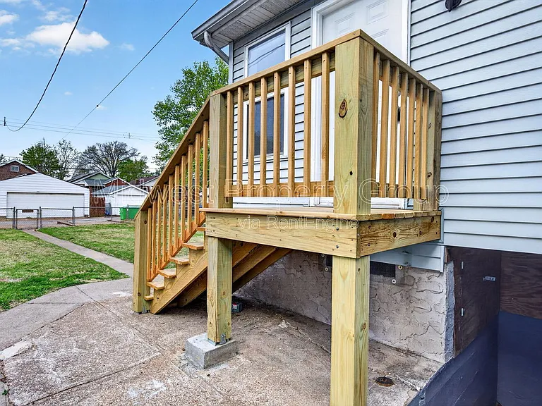 5324 Nagel Ave — Photo 3