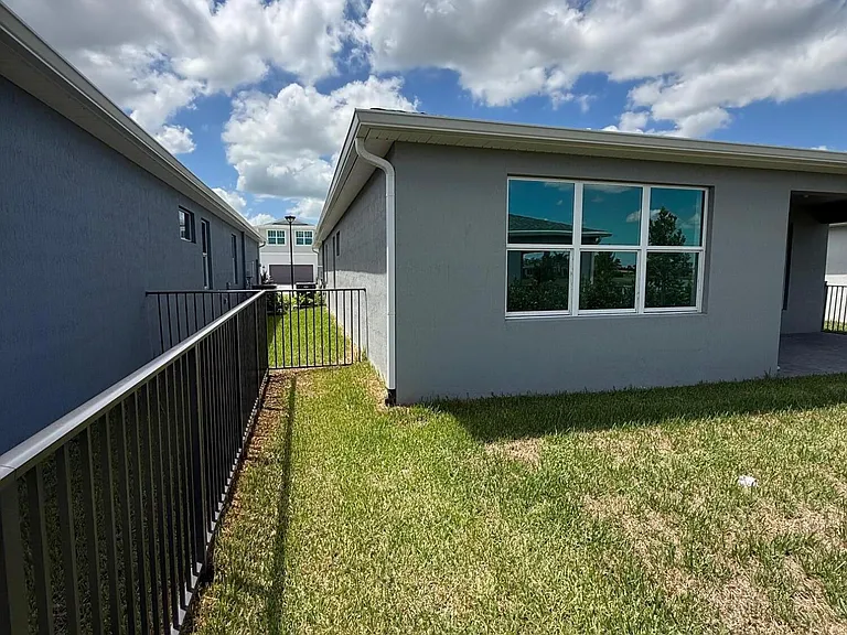9555 SW Indra Way — Photo 35