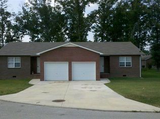 240 Fox Creek Ct, Manchester, TN 37355