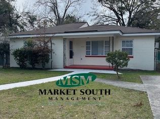 2125 Iowa St, Savannah, GA 31404