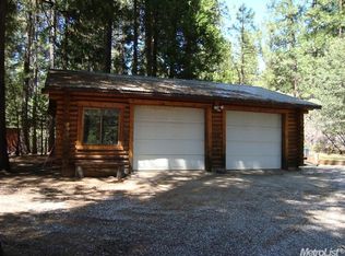 19711 Bear Ct, Volcano, CA 95689