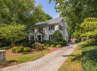 1208 Westminster Dr, Greensboro, NC 27410