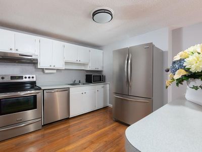 333 Central St APT 2B, Saugus, MA, 01906