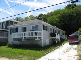 530 Narragansett Ave, Portsmouth, RI 02871