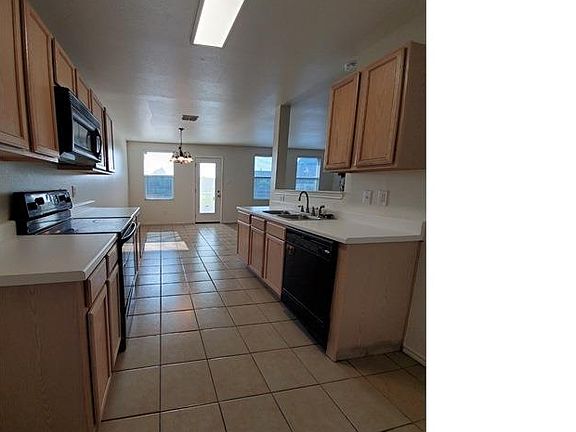 5th image of 2711 Lake Terrace Dr
