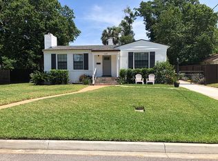 1649 Berwick Rd, Jacksonville, FL 32207