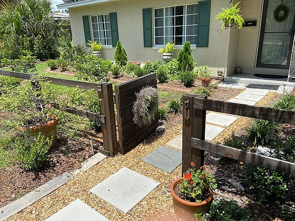 4th image of 1315 Orchid Ave