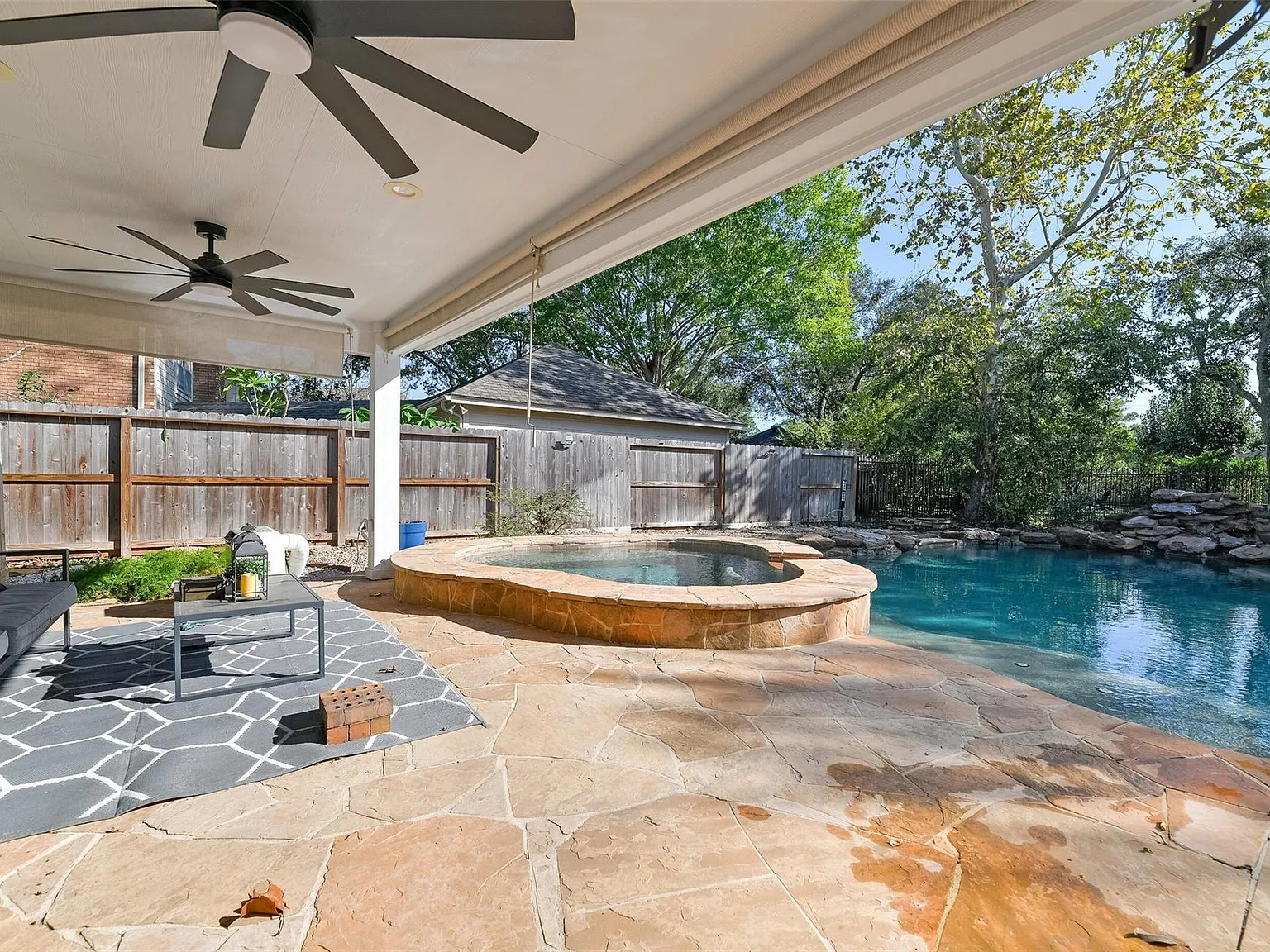 5 bed, 3.5 bath, 3426 sqft, $3,400 — Photo 4