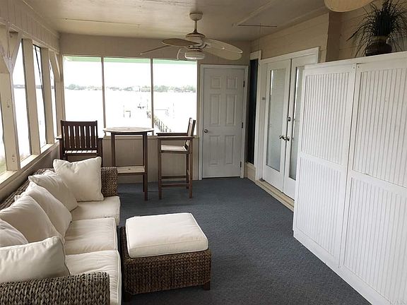 5th image of 6979 Santa Clara Dr