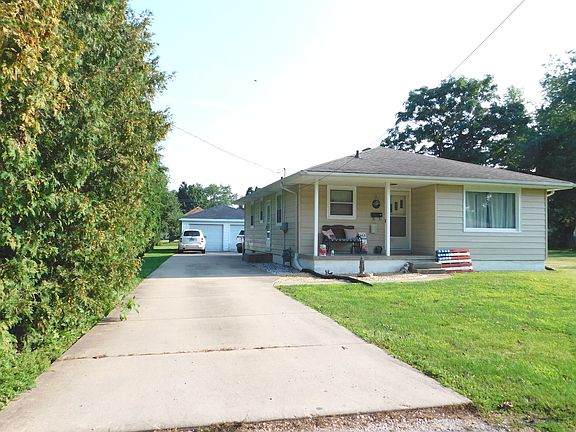 3rd image of 213 Sangamon St